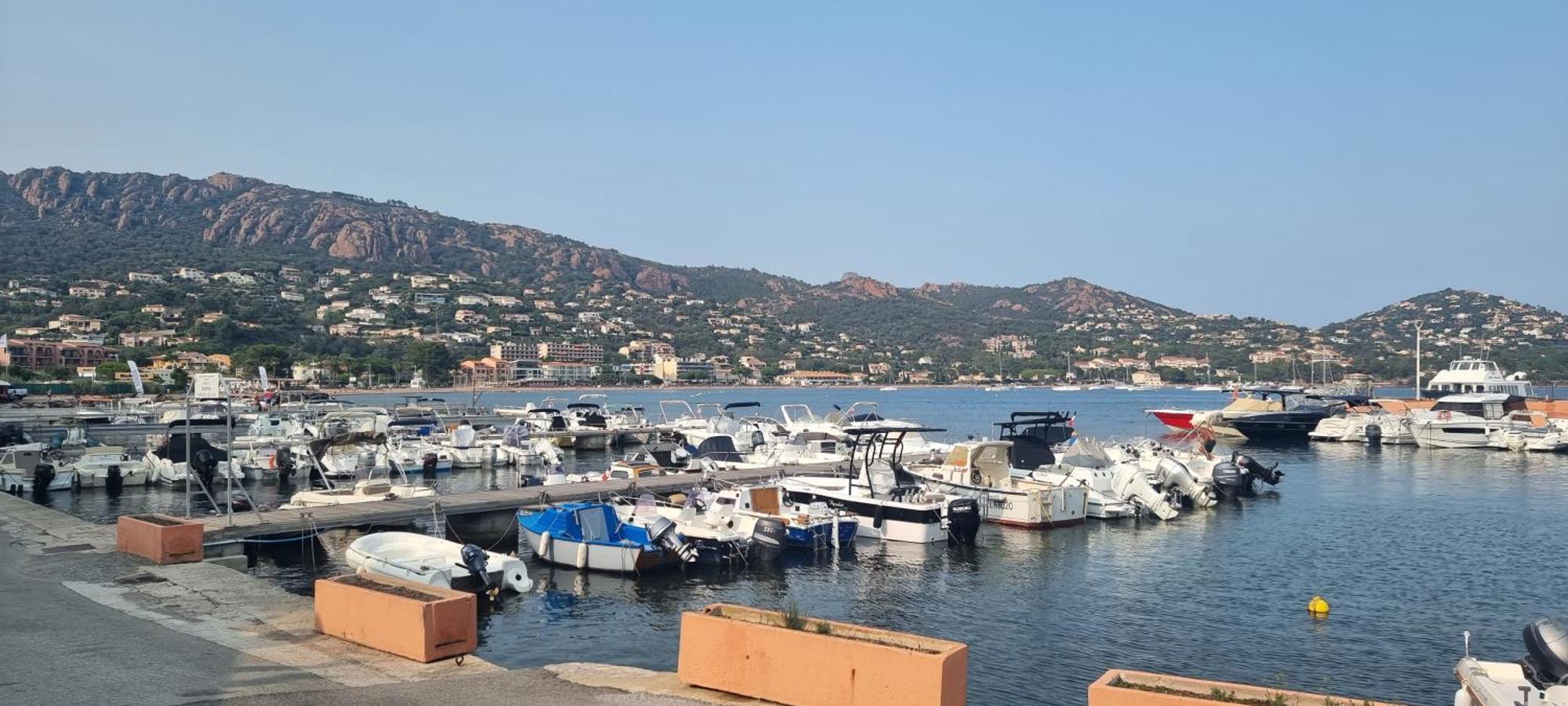 Agay Cap Esterel Le Hameau F2 Clim Plein Sud Dernier Etage Magnifique Vue Mer Saint-Raphaël Exterior foto